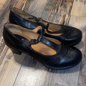 Kravings Y2K Mary Jane leather Chic Black Women's T-Strap Heels